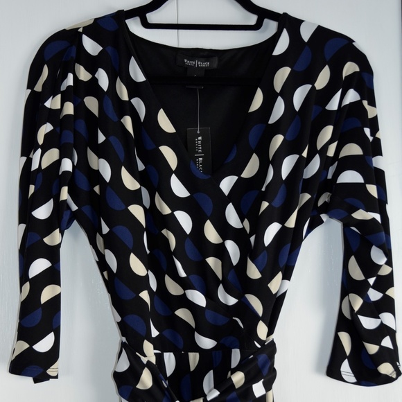 White House Black Market Fit & Flare Dress, 6
Excellent only worn once. - Picture 3 of 8